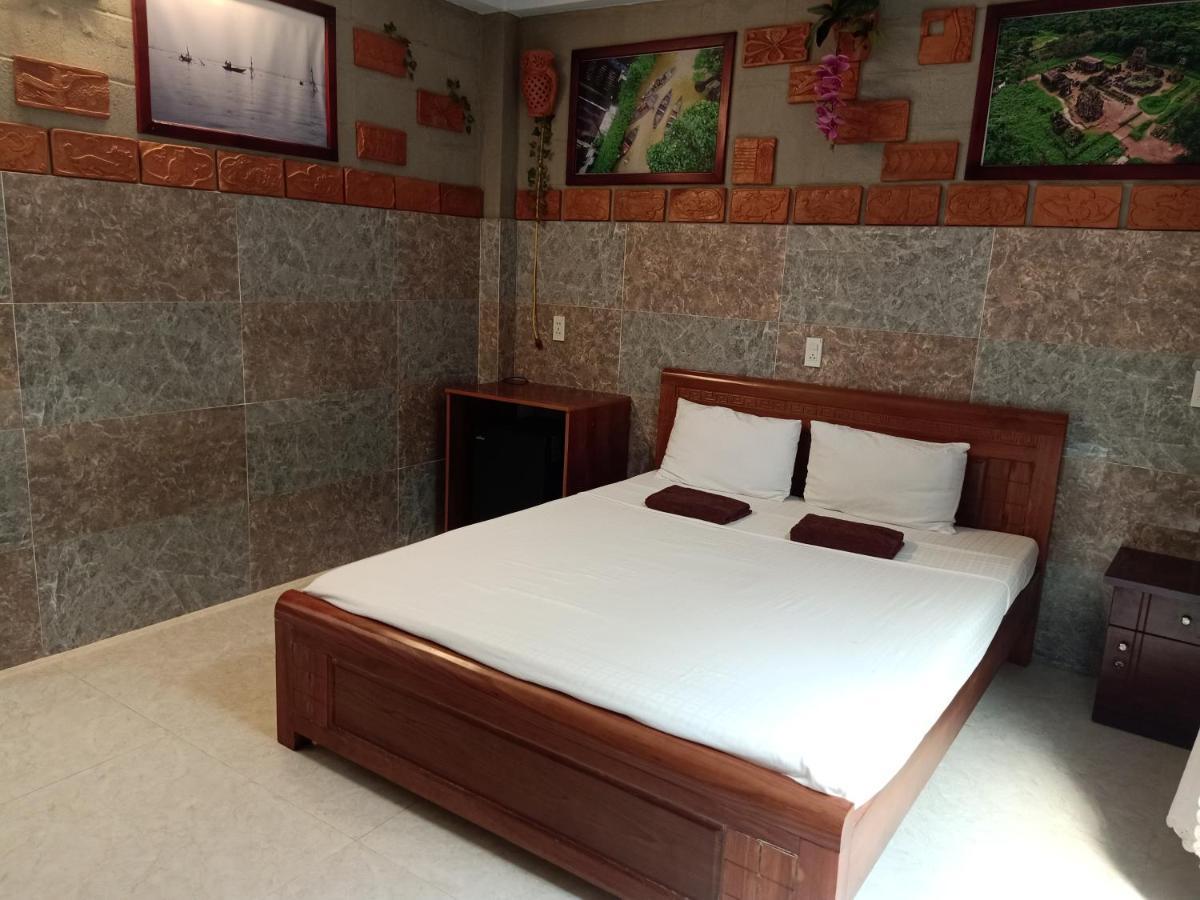 Terra Cotta Homestay Hội An Buitenkant foto