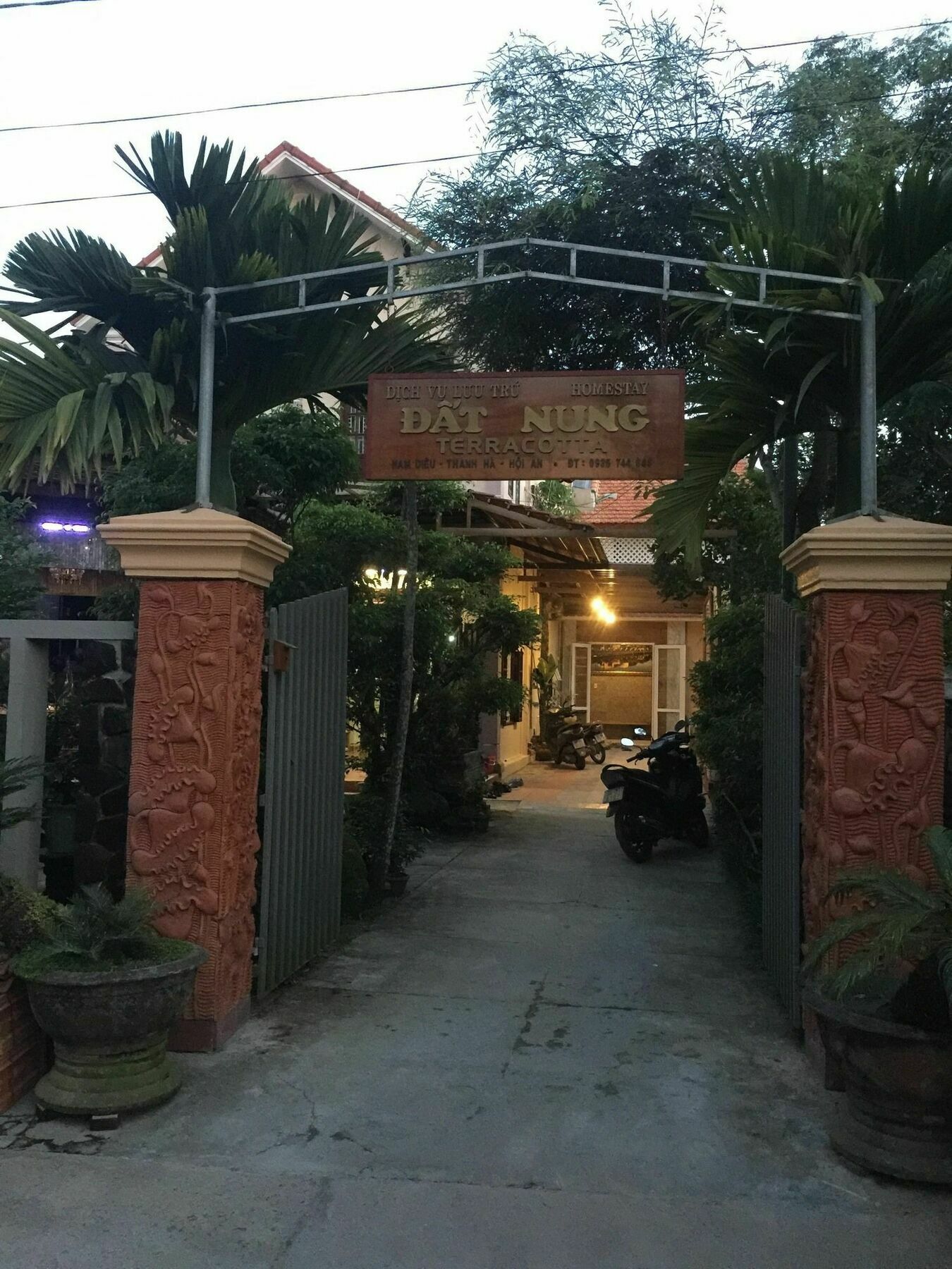 Terra Cotta Homestay Hội An Buitenkant foto